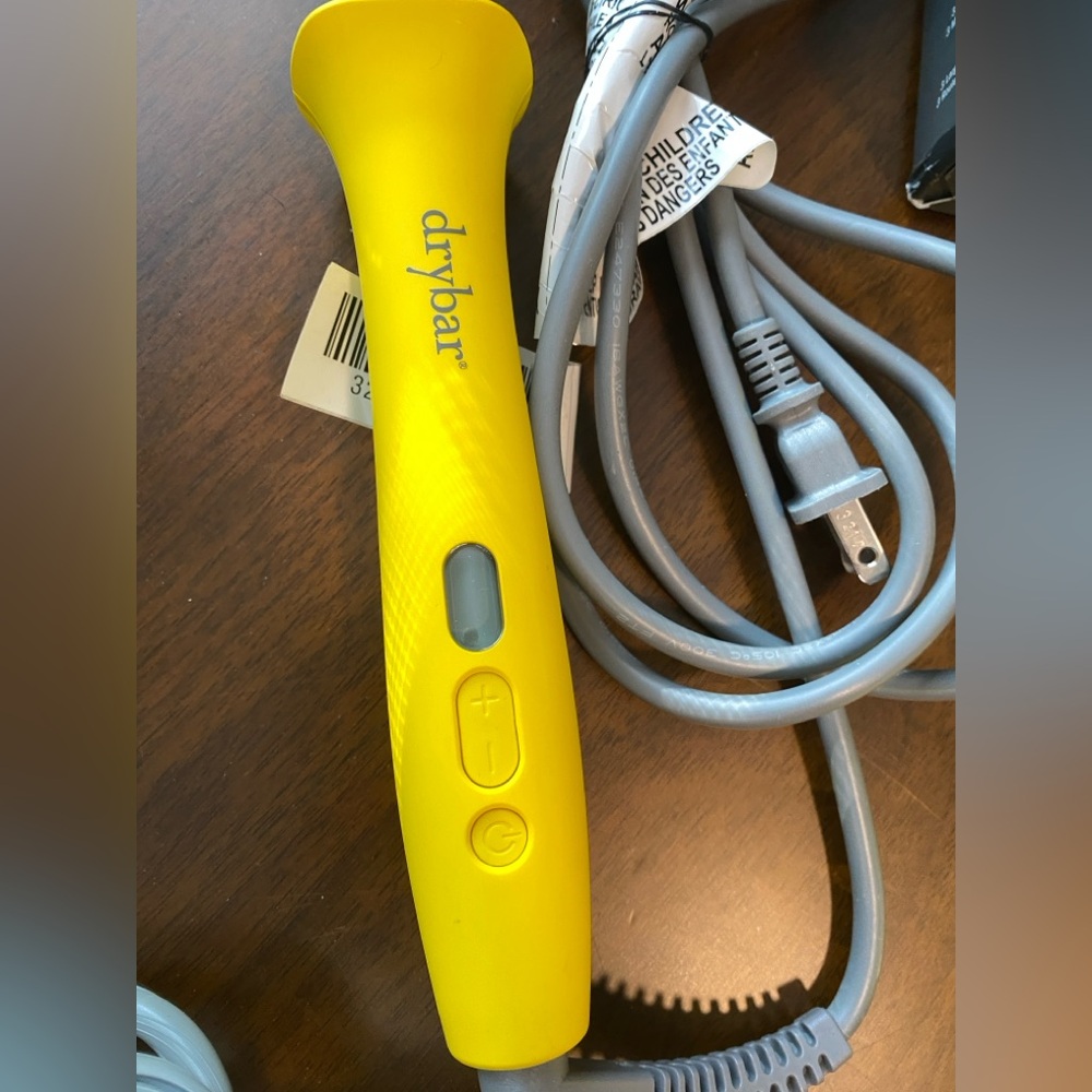 Drybar Vibrant 3 piece Styling Set NWOB - Picture 8 of 8